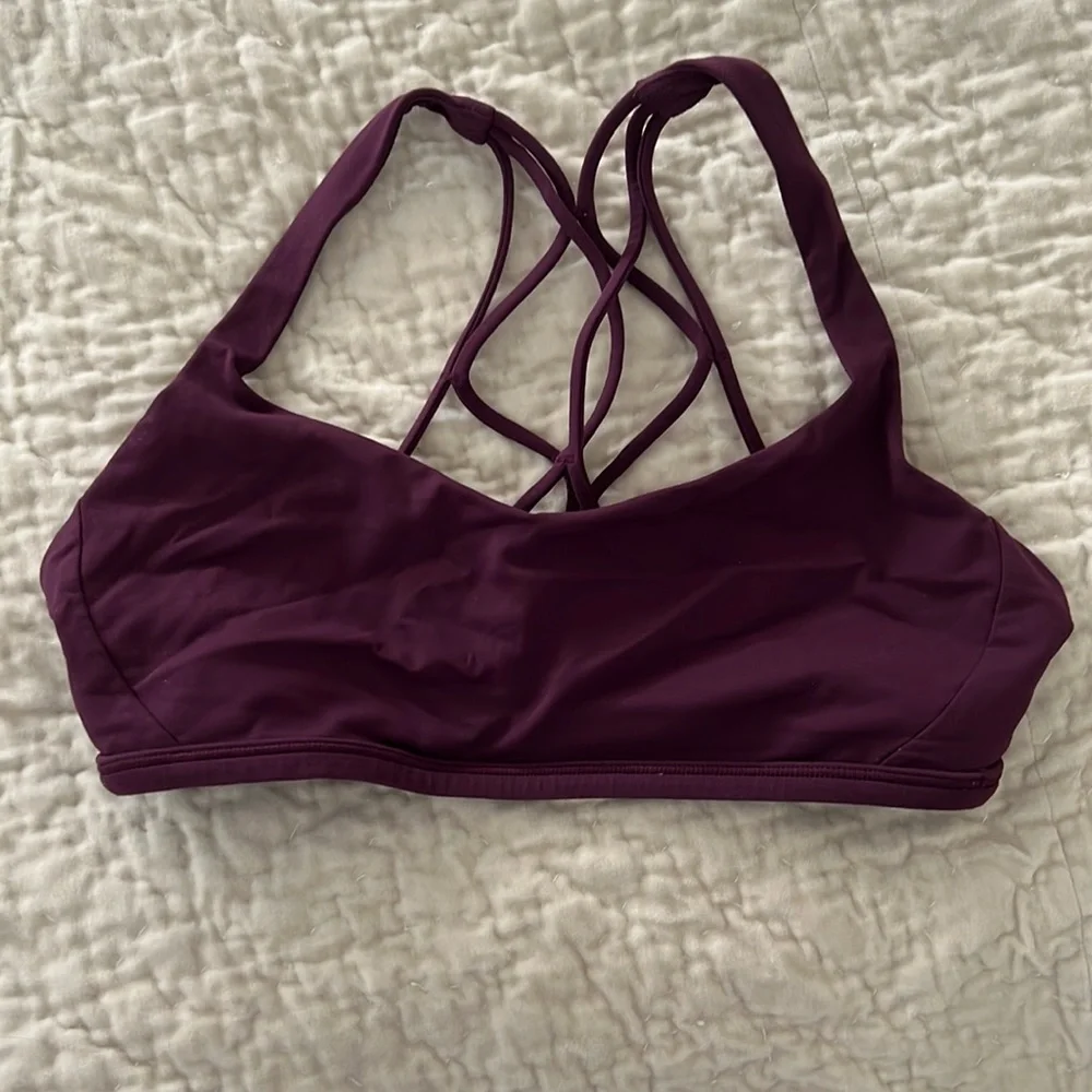 Lulu free to be light support bra - Picture 1 of 2